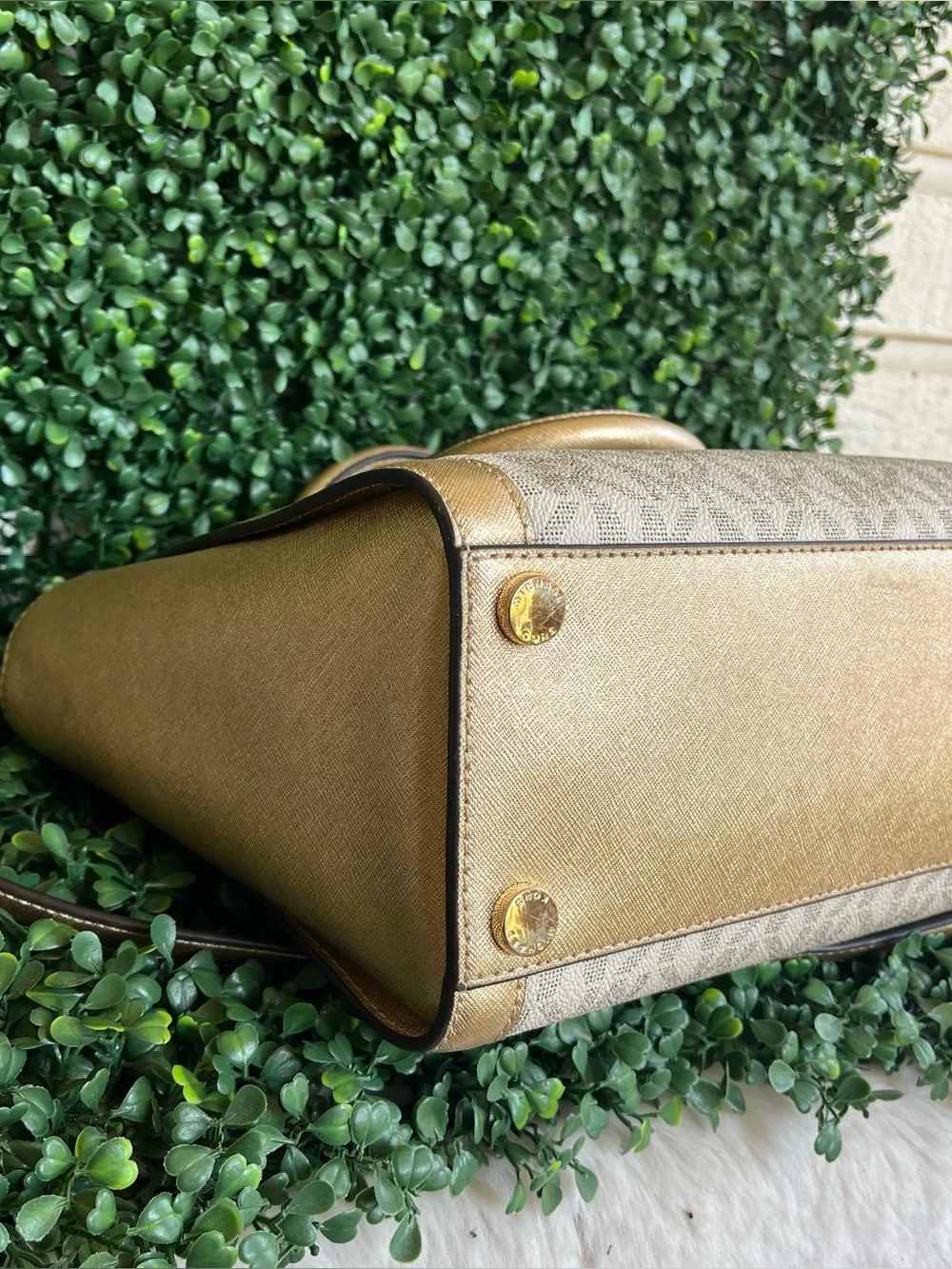 MICHAEL KORS Gold Signature Tina Raven Bedford Fulton Satchel Tote Crossbody